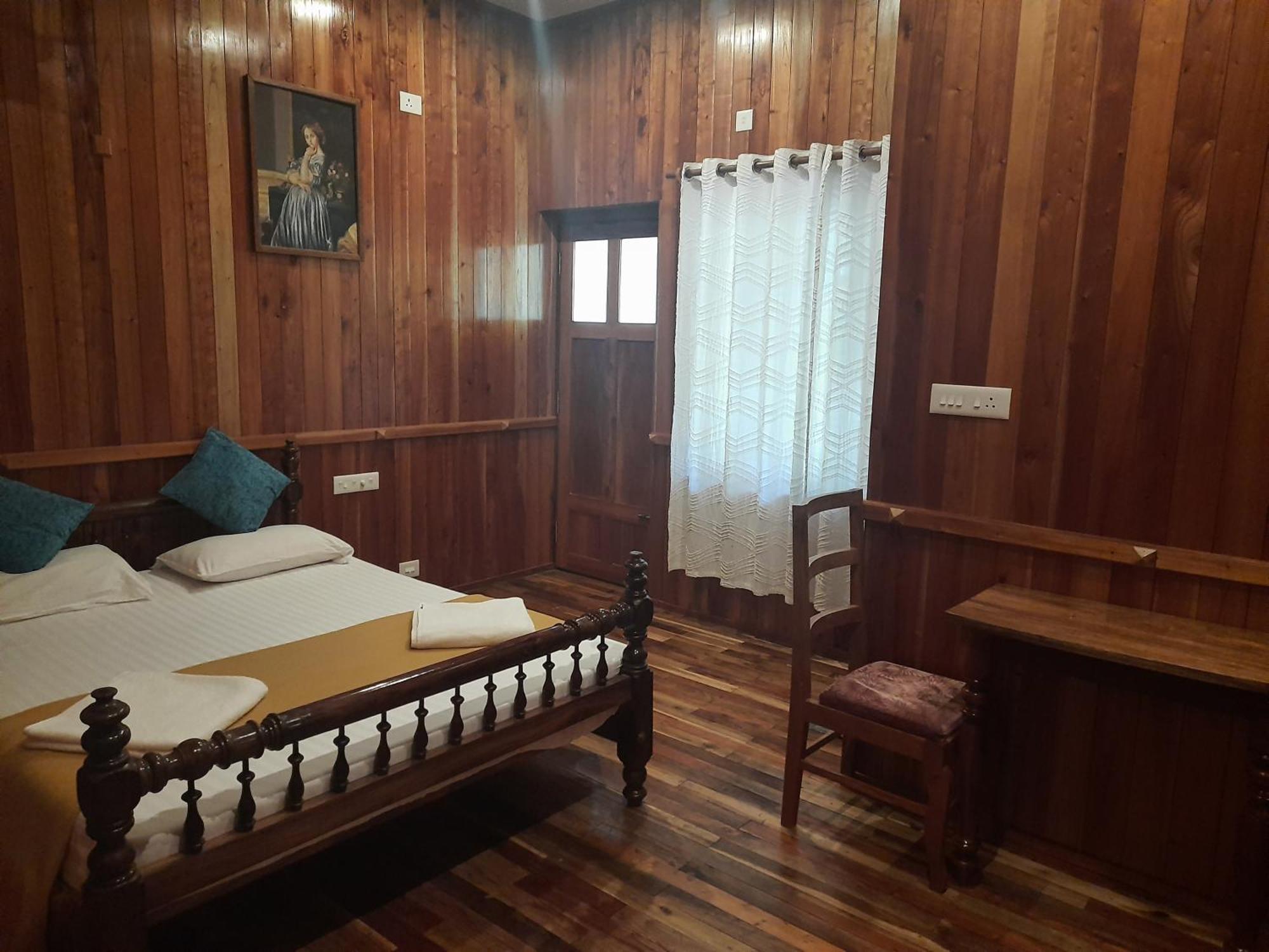 Sopanam Heritage Thekkady Phòng bức ảnh